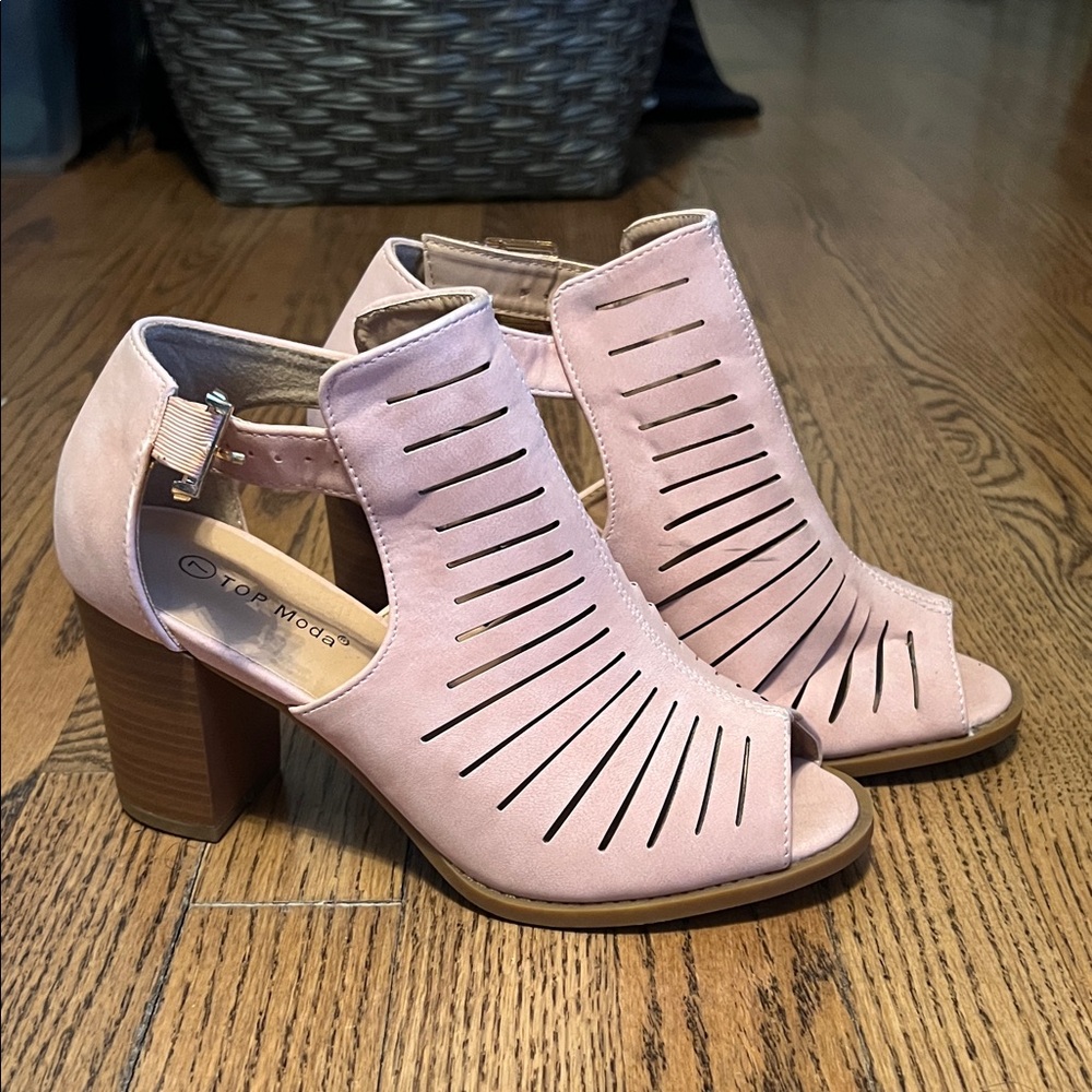TOP Moda Women's Blush Cutout Heeled Sandals